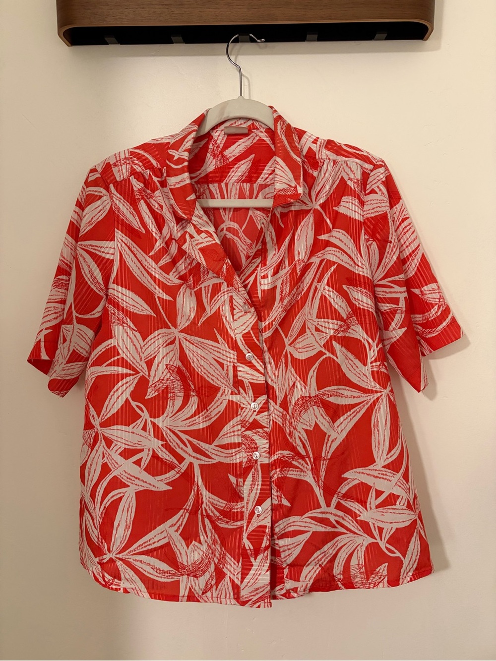 Red Short-Sleeve Button-Down Blouse with White Leaf Print